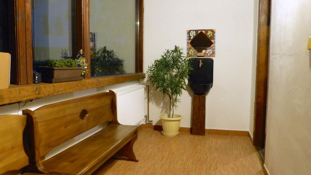 Hostinec Stara Krcma Стратена Номер фото