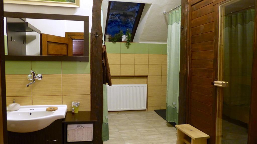 Hostinec Stara Krcma Стратена Номер фото